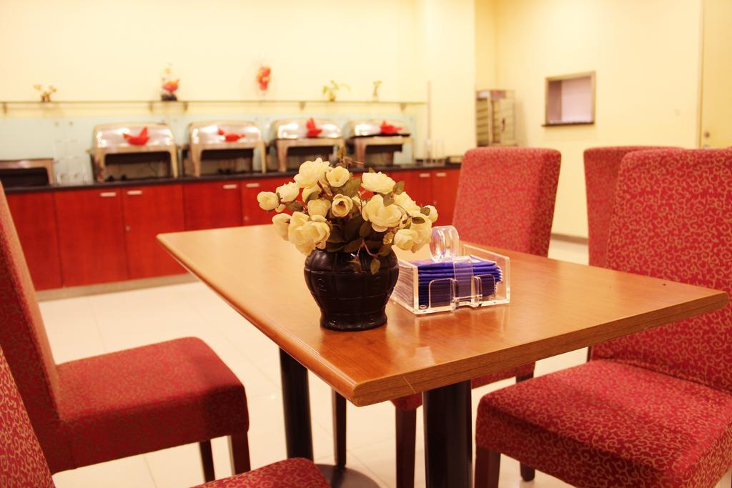 Hanting Hotel Guilin Xiangshan Park Branch Exterior photo
